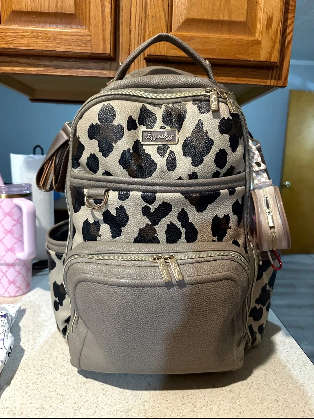 osprey 8 liter bag Berm 8L Bike Hydration Pack, Black OS SKU:CDC68LBFSA Made from 100% recycled Vintage Duffel Bag Crazy Fish Polaris 2